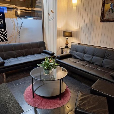 Hostal Pachin مييريس المظهر الخارجي الصورة