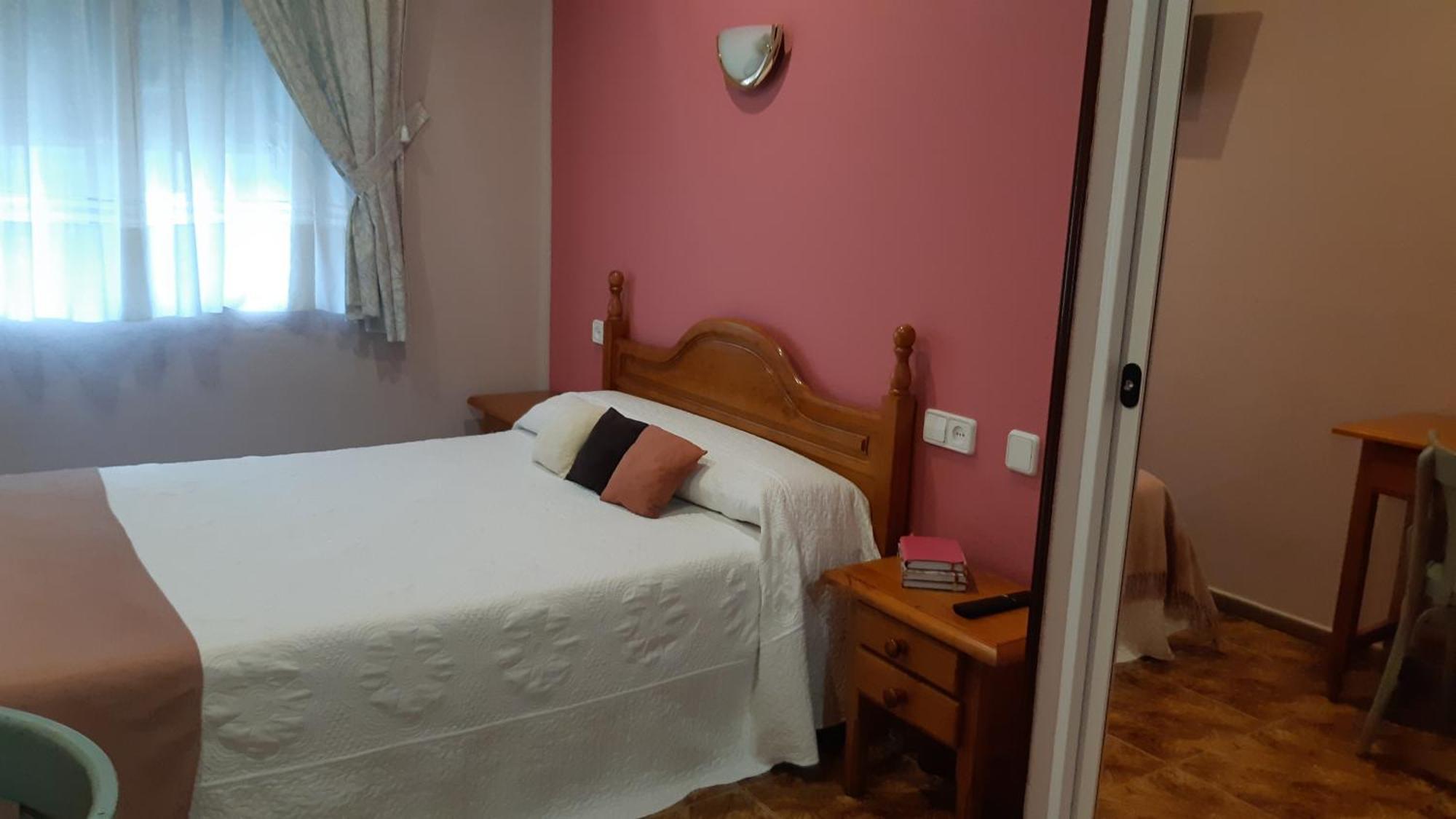 Hostal Pachin مييريس المظهر الخارجي الصورة